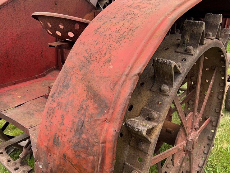 mccormick-deering-wk-40-image-33