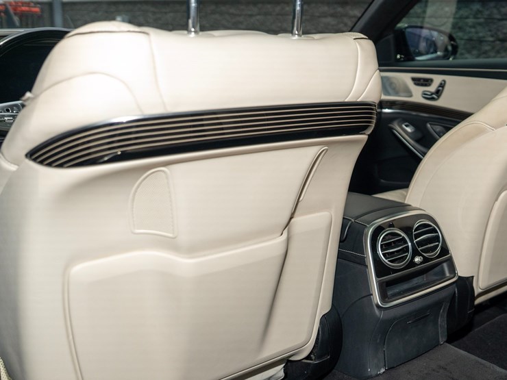 #103-•-2020-mercedes-benz-s560-sedan-image-81