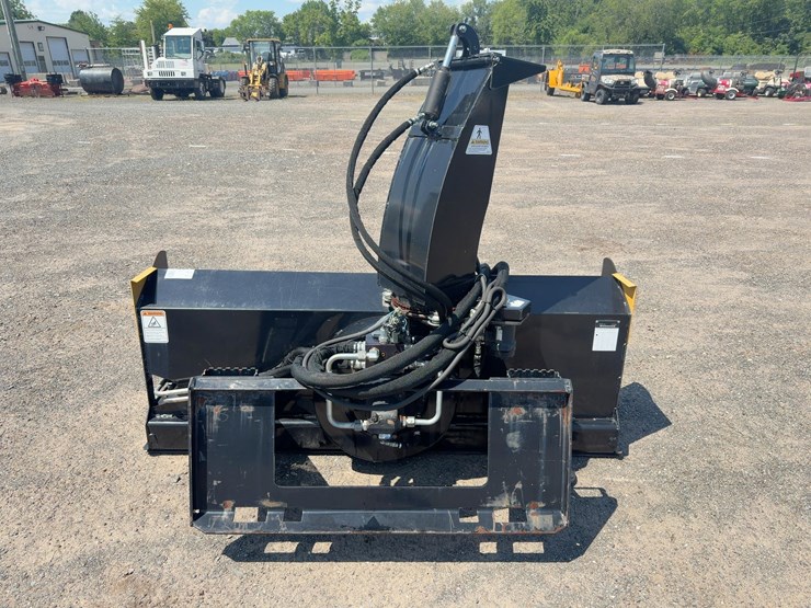 erskine-72"-snow-blower-image-3