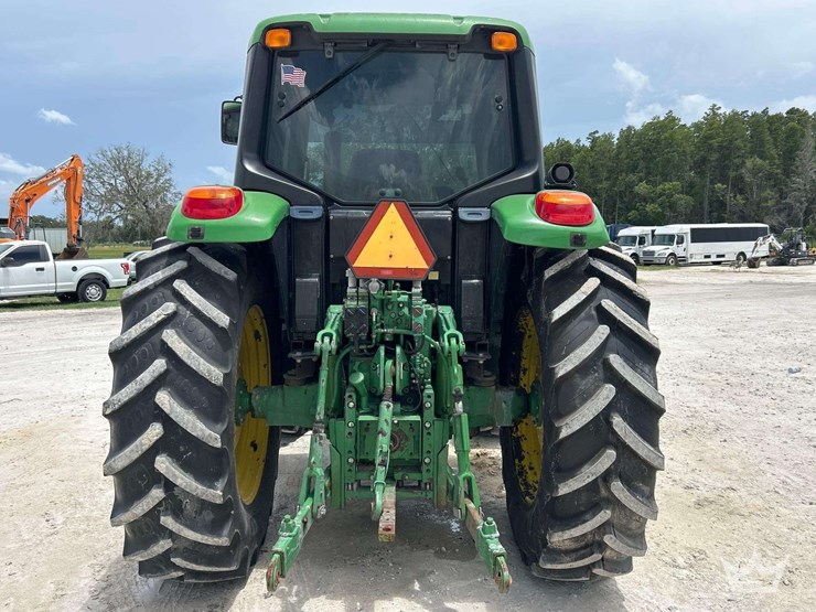 2014-john-deere-6125m-image-26