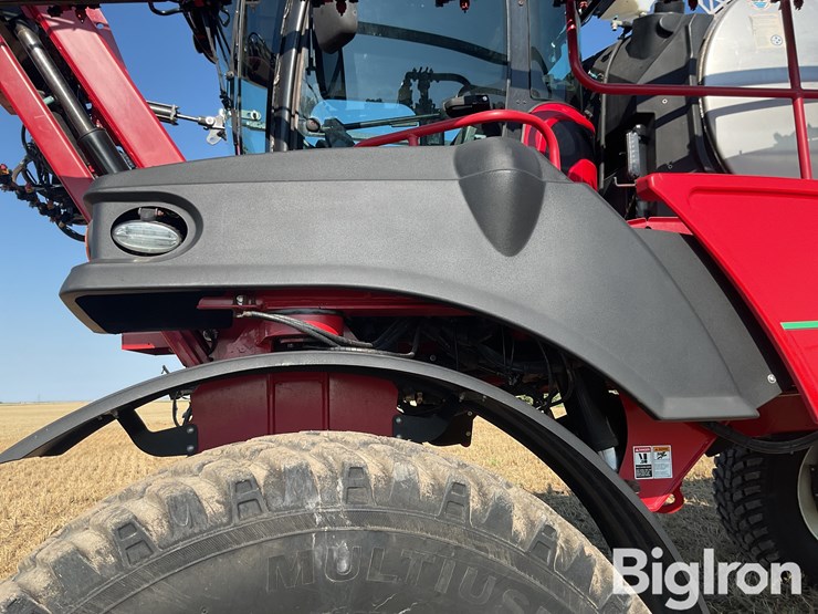 2018-miller-6300-nitro-self-propelled-sprayer-image-11