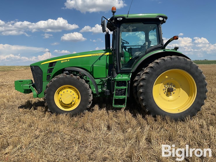 2010-john-deere-8245r-image-8
