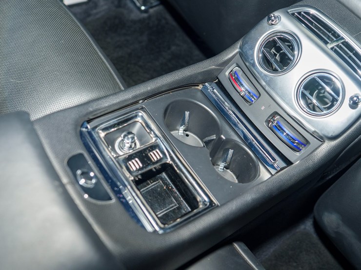 #120-•-offered-at-no-reserve-|-2015-rolls-royce-wraith-coupe-image-67