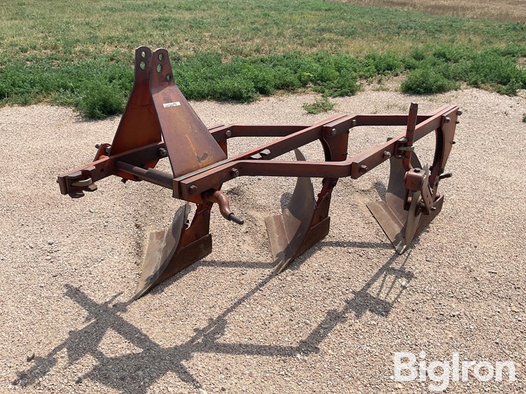ford-10-3-bottom-plow-image-1