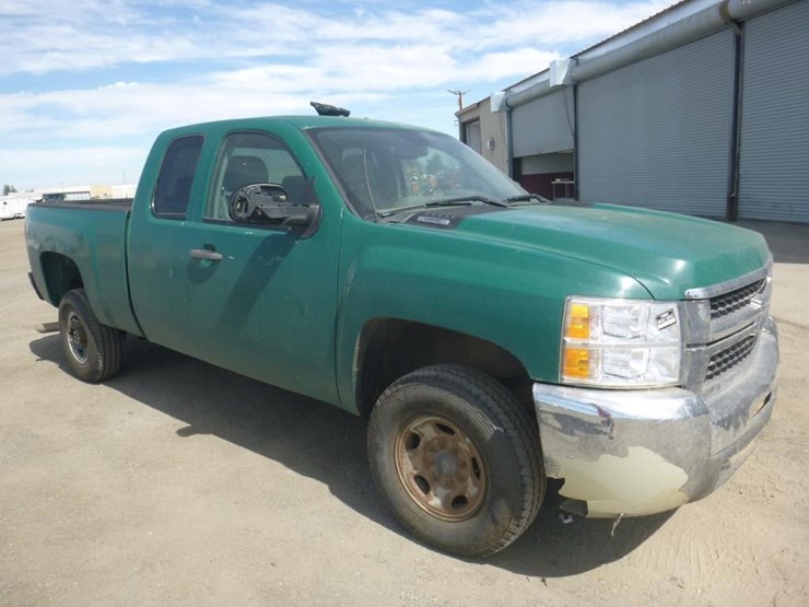 2008-chevrolet-2500-image-2