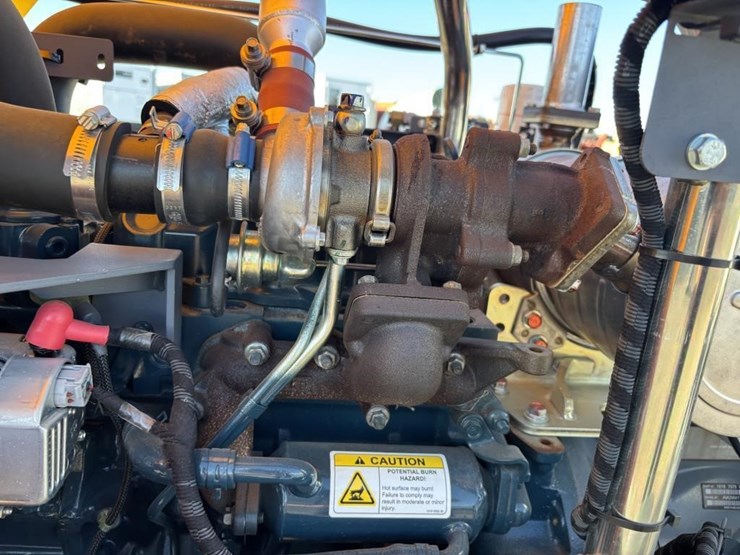 2023-atlas-copco-xas188-image-34