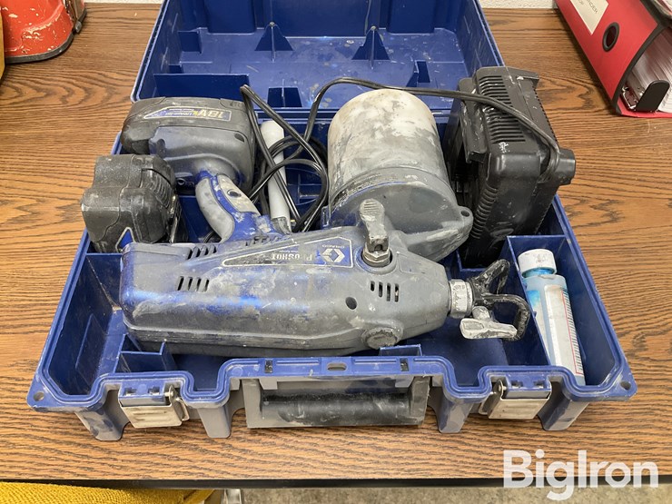 graco-cordless-spray-paint-gun-image-2