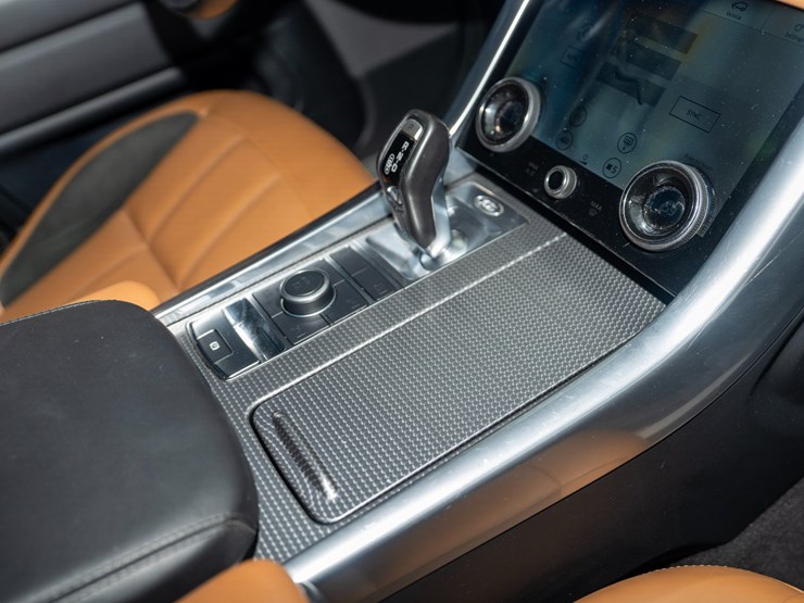 2022-land-rover-range-rover-image-53