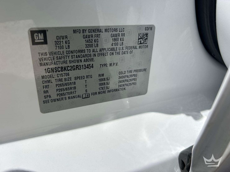 2016-chevrolet-tahoe-image-5