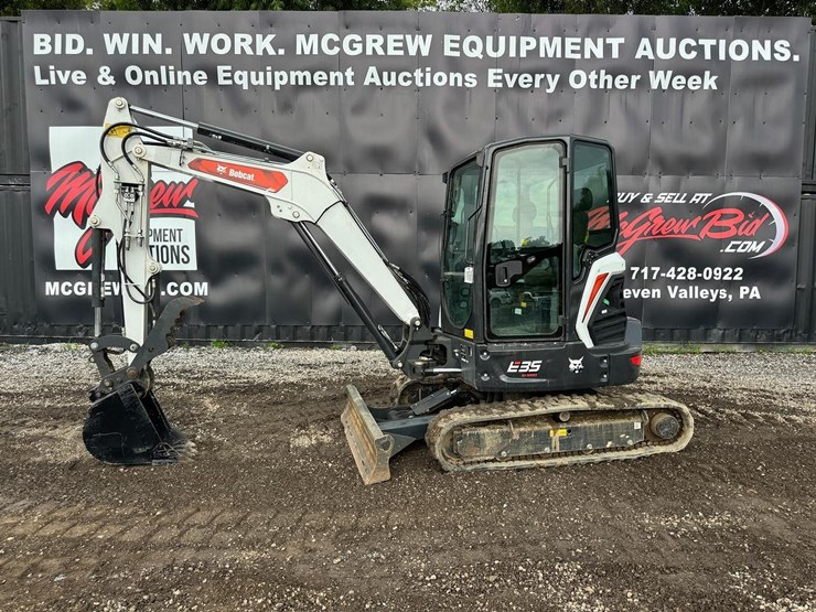 2023-bobcat-e35i-image-1