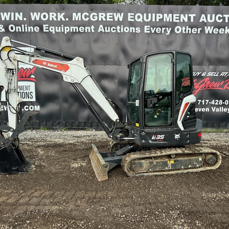 2023 BOBCAT E35i