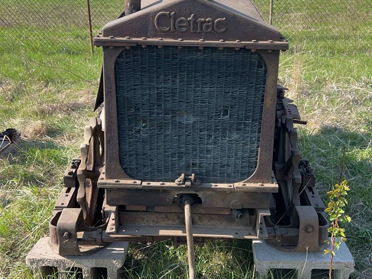 cletrac-crawler-image-8