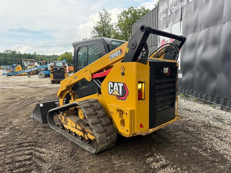 2020-caterpillar-289d3-image-2