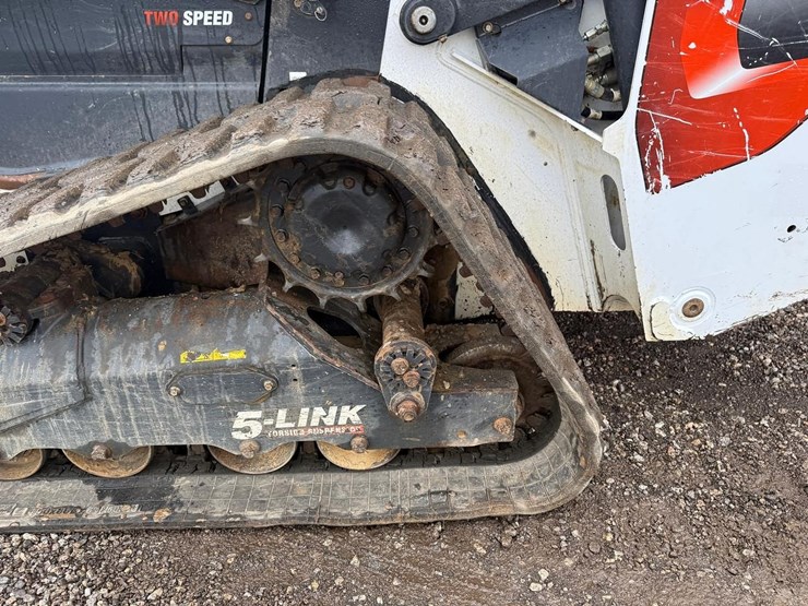 2020-bobcat-t76-image-20