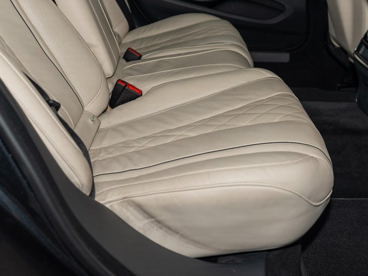 #103-•-2020-mercedes-benz-s560-sedan-image-63