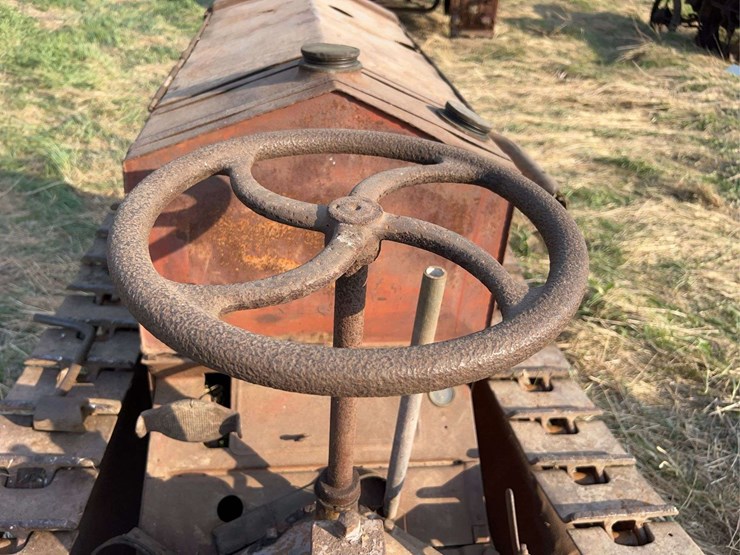 cletrac-model-k-crawler-image-17