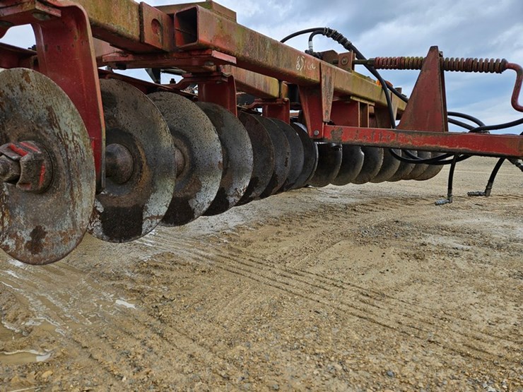 massey-ferguson-620-image-18
