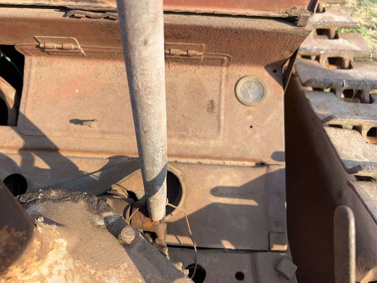 cletrac-model-k-crawler-image-21