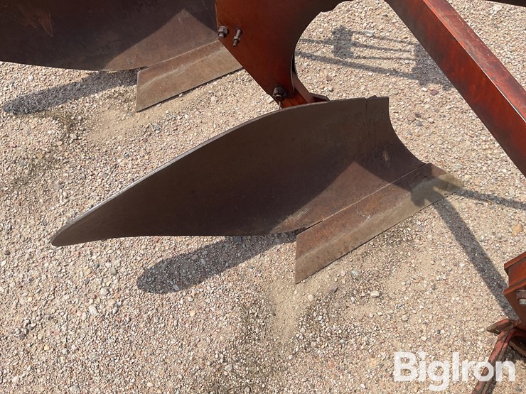 ford-10-3-bottom-plow-image-12