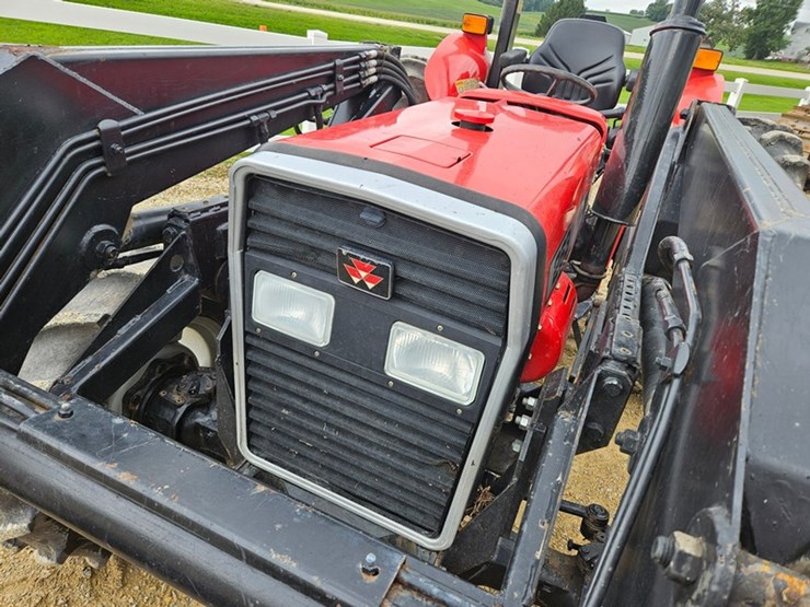massey-ferguson-263-image-47