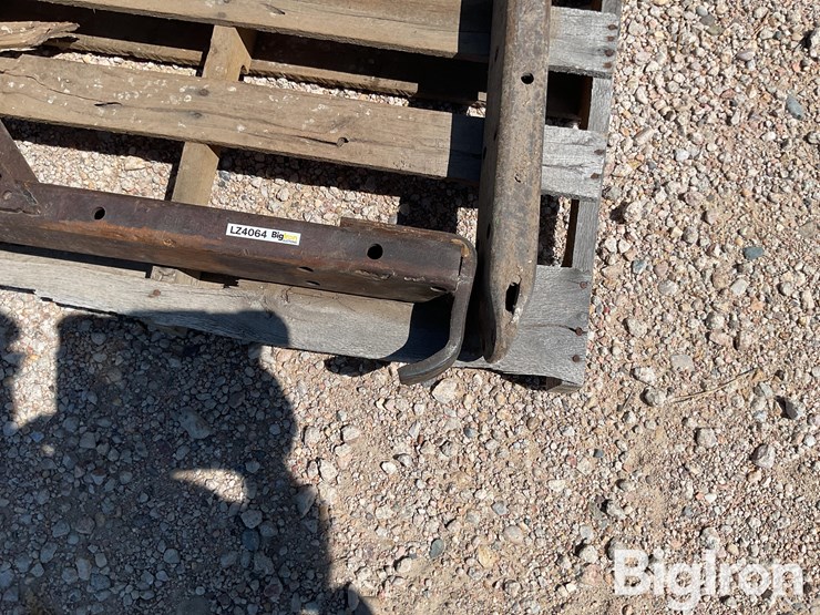 john-deere-158-image-11
