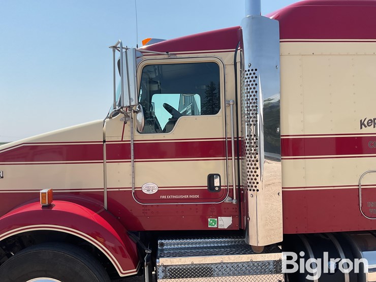 2012-kenworth-t800-image-13