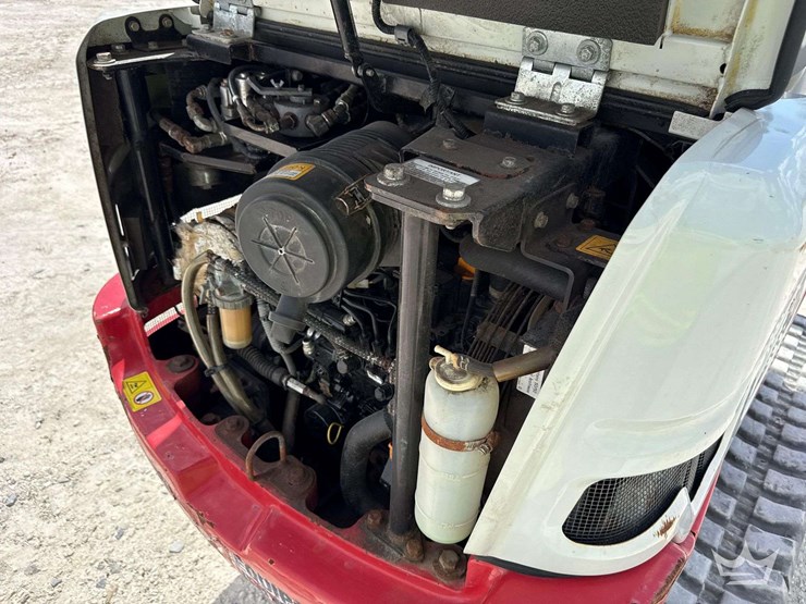 2022-takeuchi-tb225-image-22