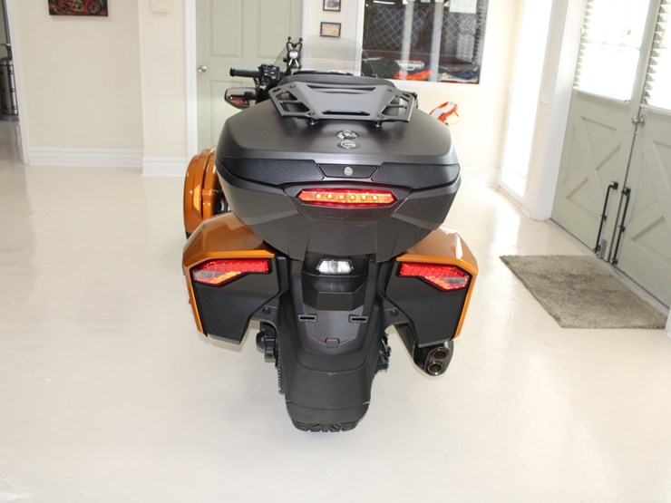 #148-•-offered-at-no-reserve-|-2024-can-am-spyder-f3-limited-image-12