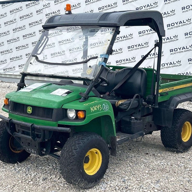 2016 JOHN DEERE GATOR