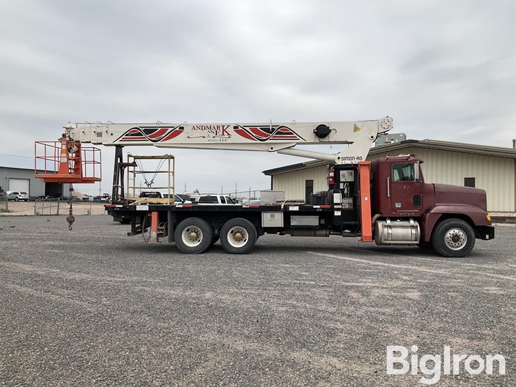 1993-freightliner-t/a-boom-truck-image-4