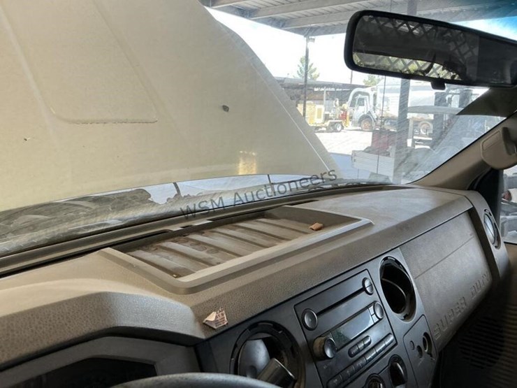 2008-ford-f550-image-22