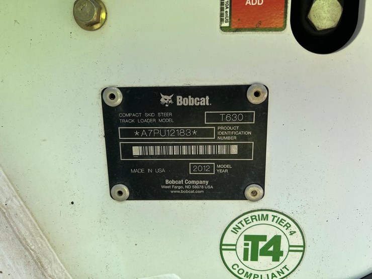 2012-bobcat-t630-image-22