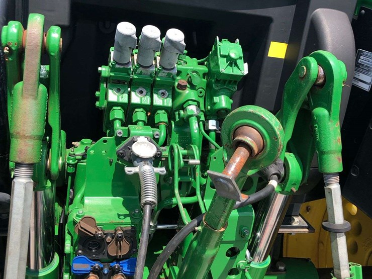john-deere-6130r-image-8