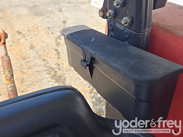 massey-ferguson-362-image-23