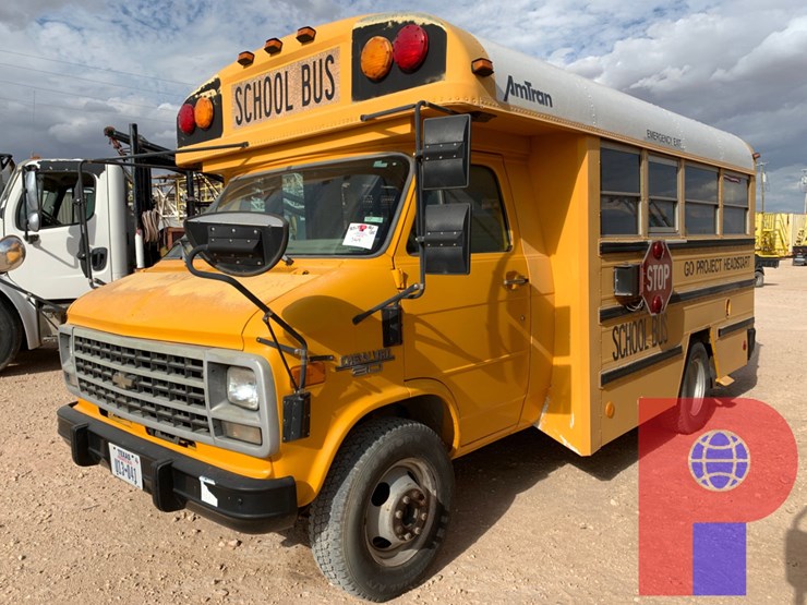 1996-chevrolet-chevy-van-handicap-bus-image-2