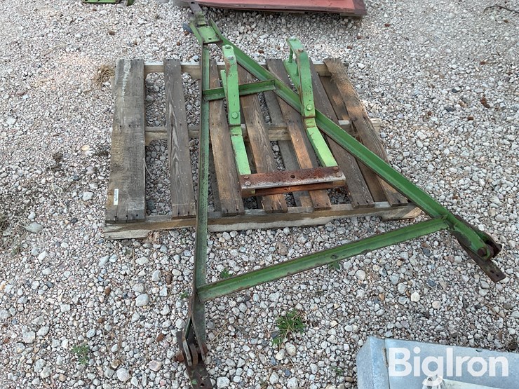 john-deere-drill-hitch-image-8
