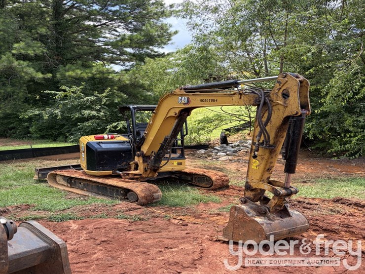 2024-caterpillar-305-image-3