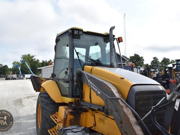2007-volvo-bl70-image-21