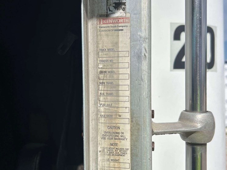 1995-kenworth-t400-image-6