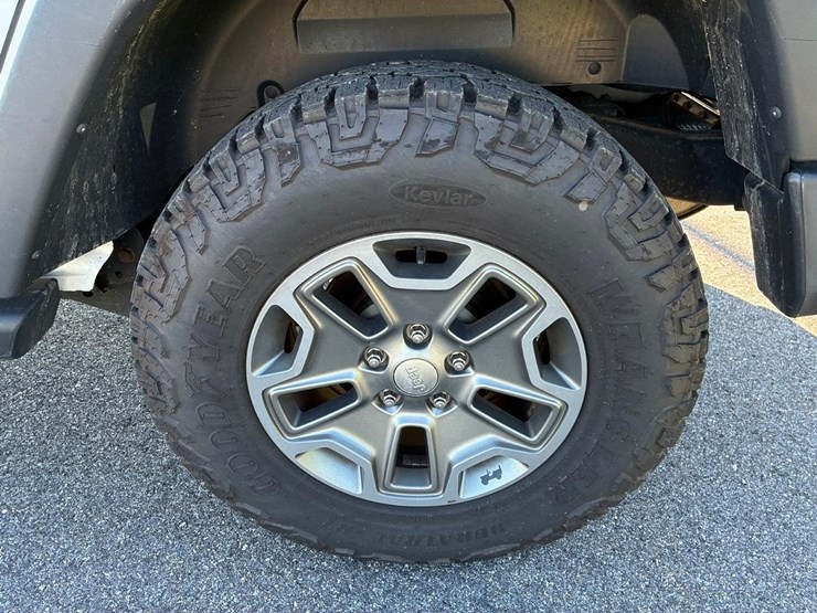 2018-jeep-wrangler-image-21