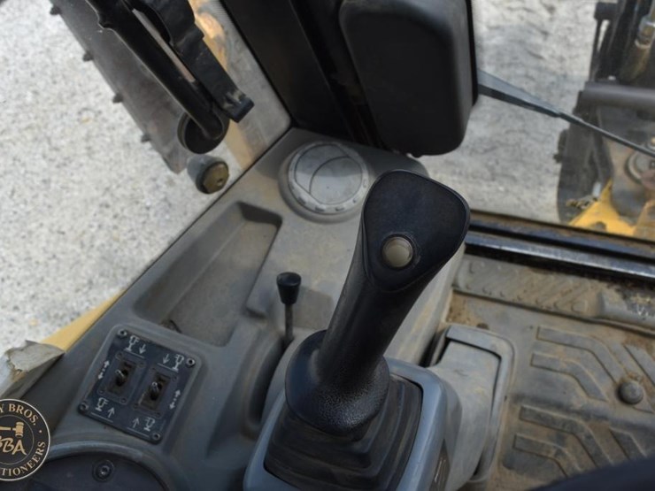 2007-volvo-bl70-image-66