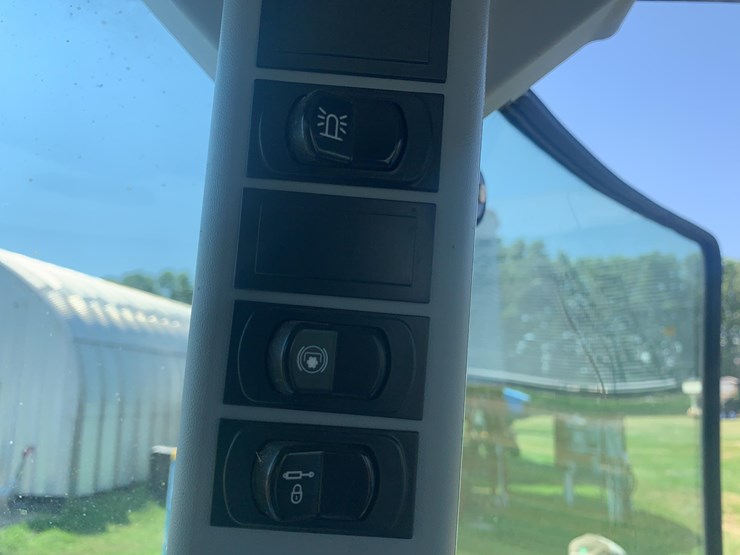 2017-new-holland-t5.120-image-28