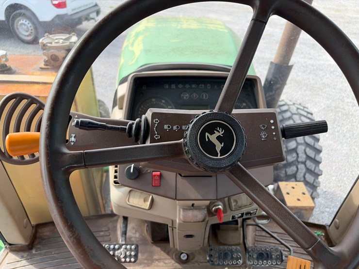 john-deere-6420-image-18