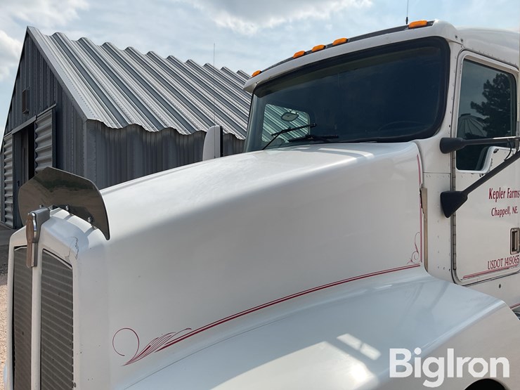 1998-kenworth-t600-image-12