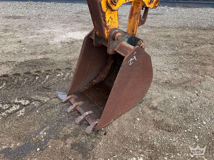 2014-jcb-217-image-18