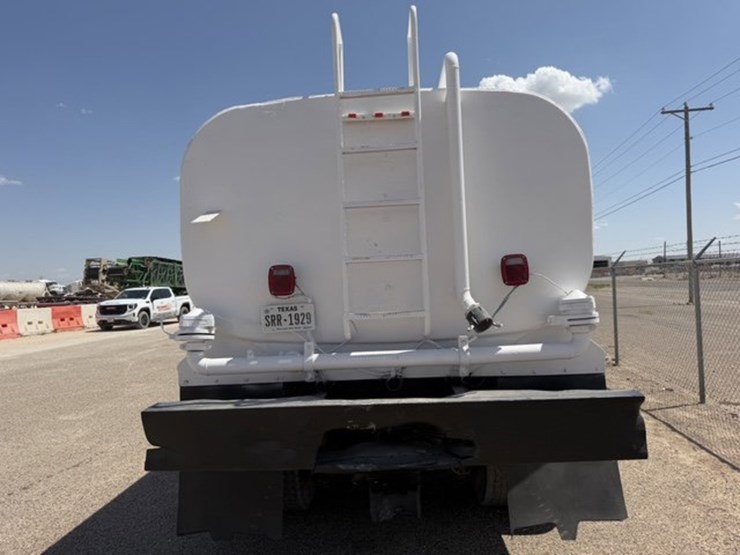 2010-international-durastar-4300-image-8