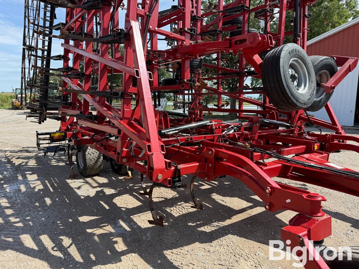 2018-case-ih-255-image-17