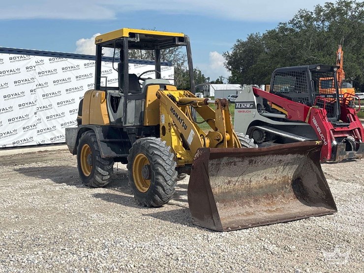 komatsu-wa75-3-image-4