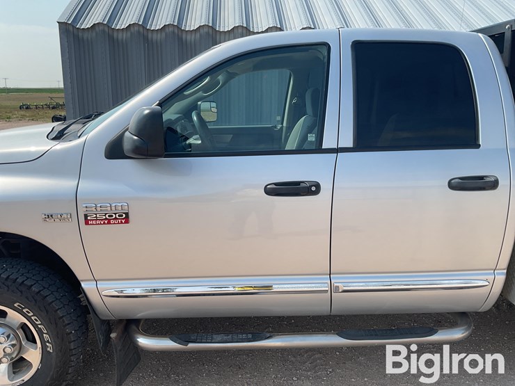 2008-dodge-2500-image-13