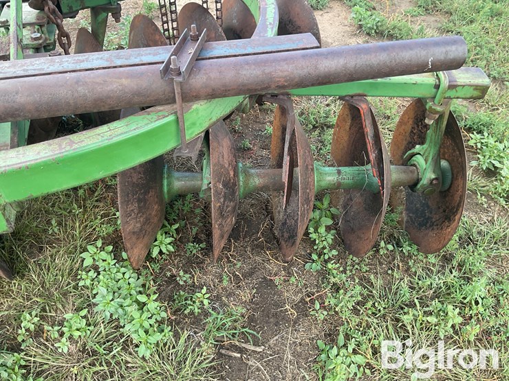 john-deere-tandem-disk-image-13